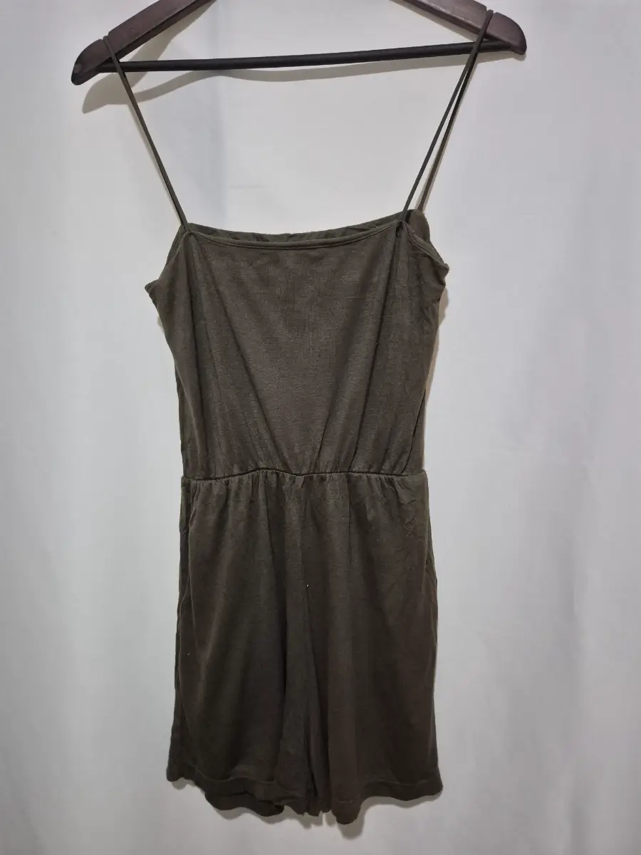 Women's H&M H and M Sleeveless Playsuit Jumpsuit size XS Extra Small 4-6 Khaki Spring Summer