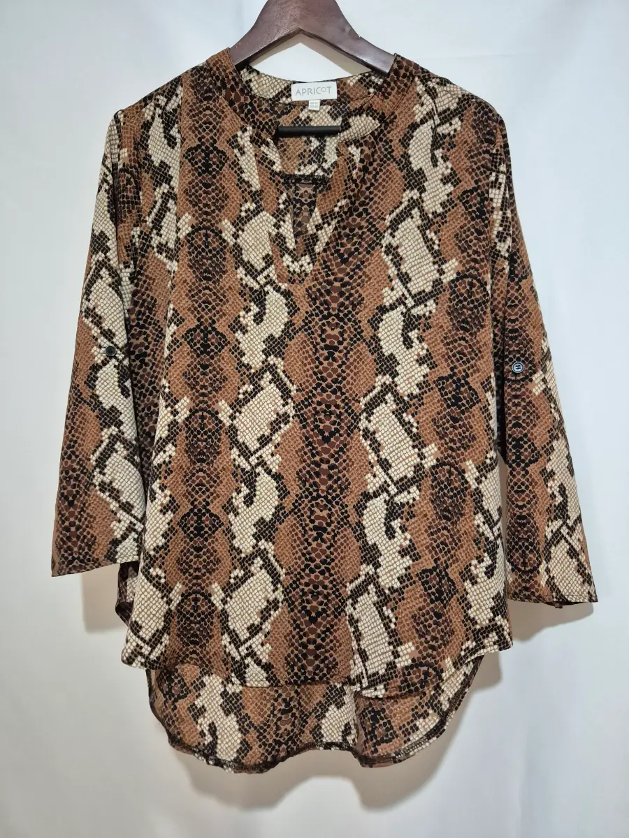 Women's Apricot 3/4 Sleeve Blouse Top size 12 Brown Beige Snake Print