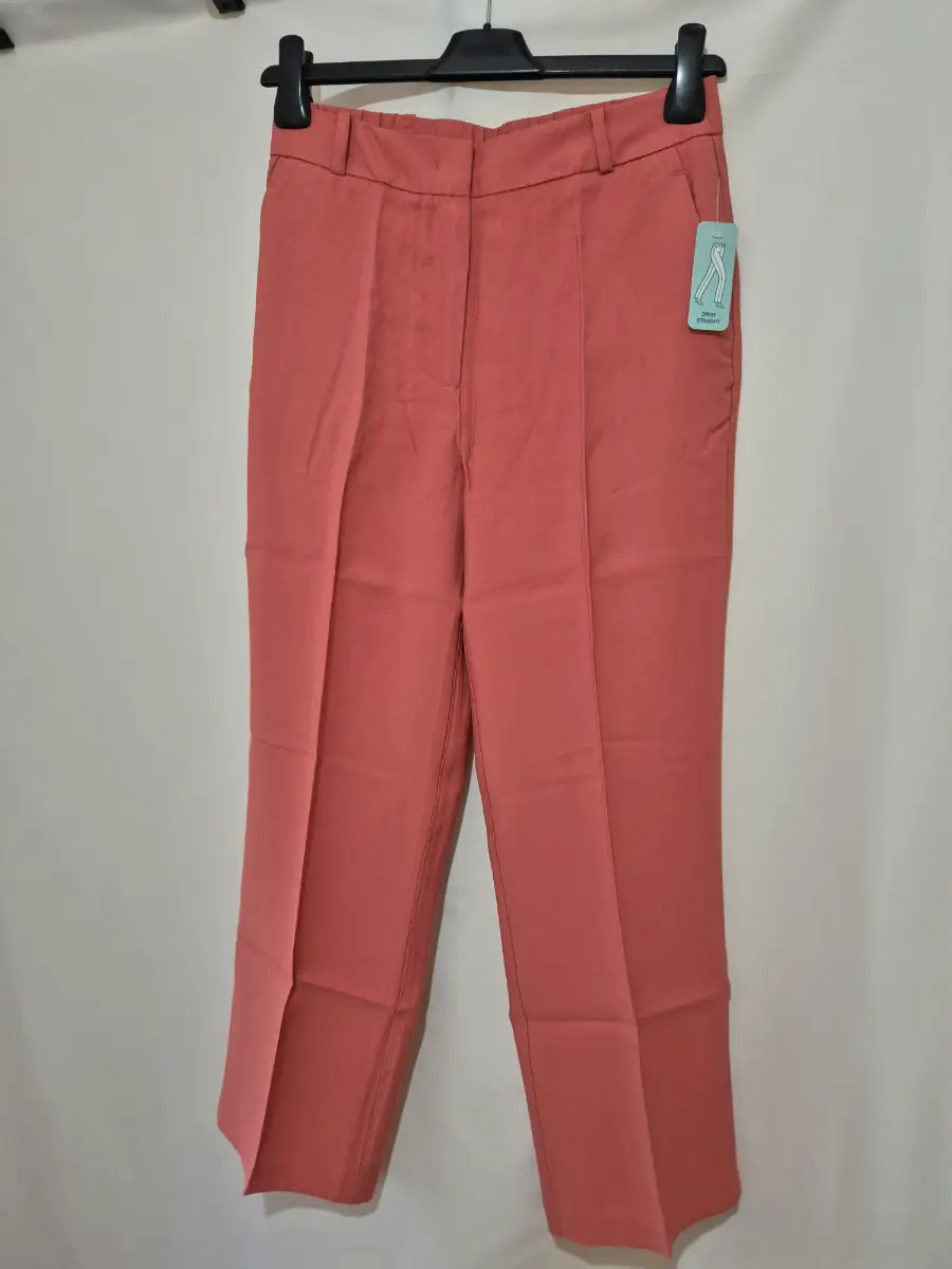 Women's Damart Straight Cropped Trousers size 8 (28 x 25) Dusky Rose Smart Work