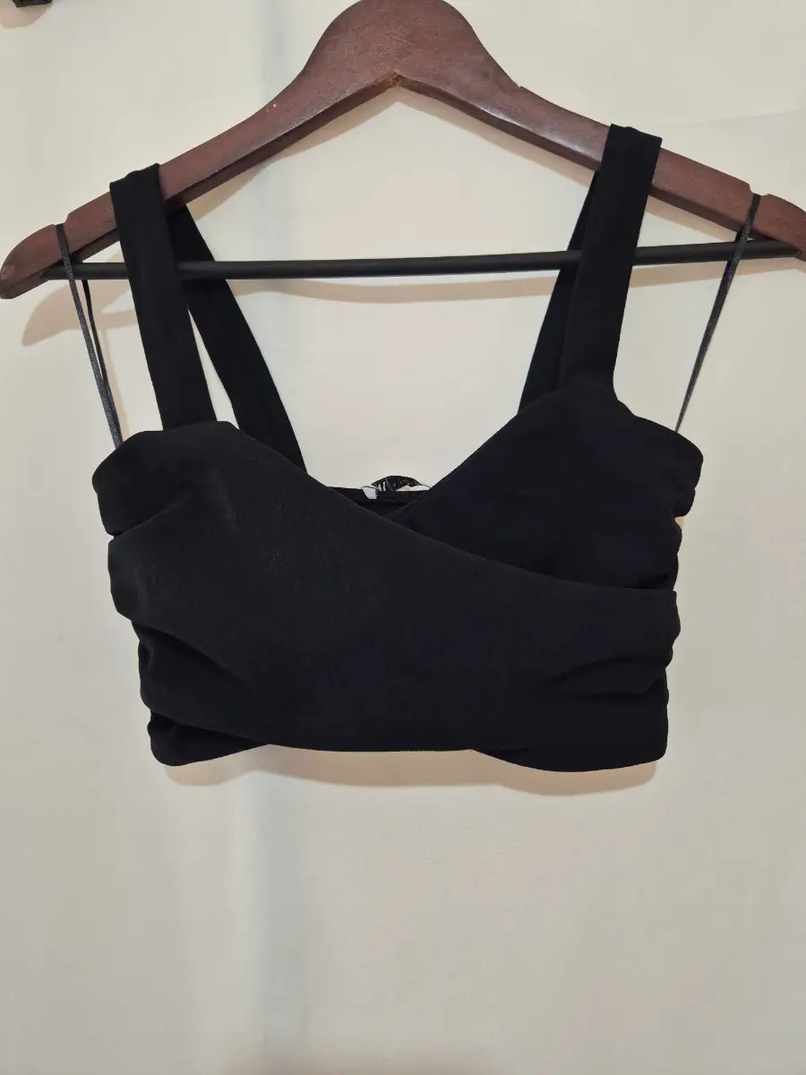 Women's Zara Bra Top size S Small 6 Black Sports Leisure Summer Holiday