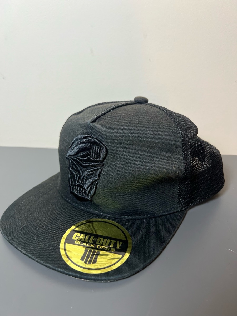 Call of Duty Black Ops 4 Snapback Hat Adjustable Mesh Back Black Camo Brim