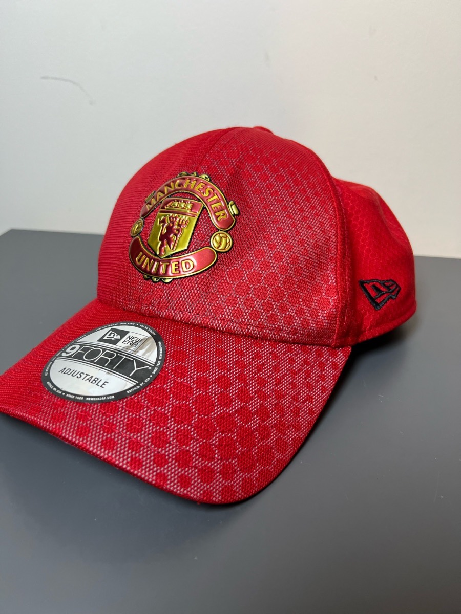 New Era Manchester United Red 9FORTY Adjustable Football Cap