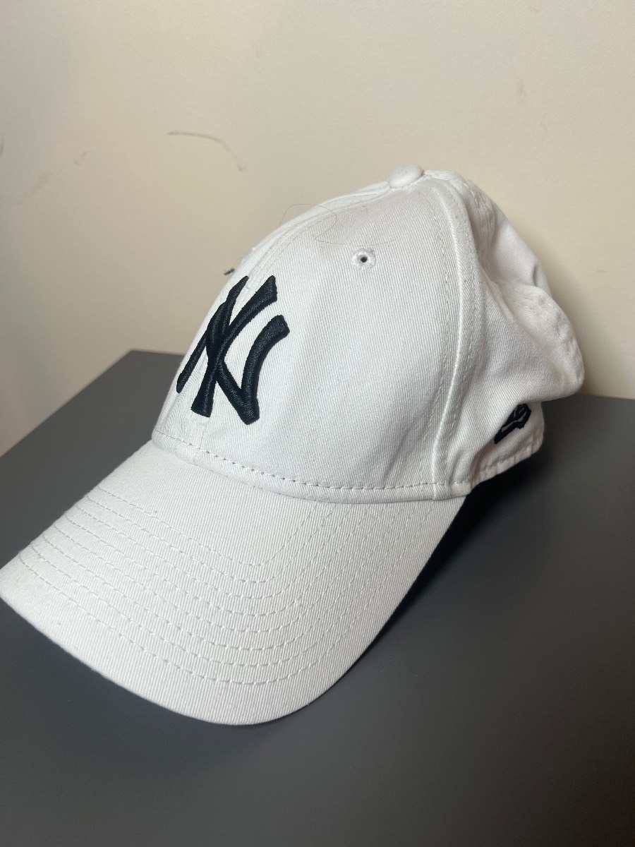 New Era NY Yankees baseball cap one size in good condition