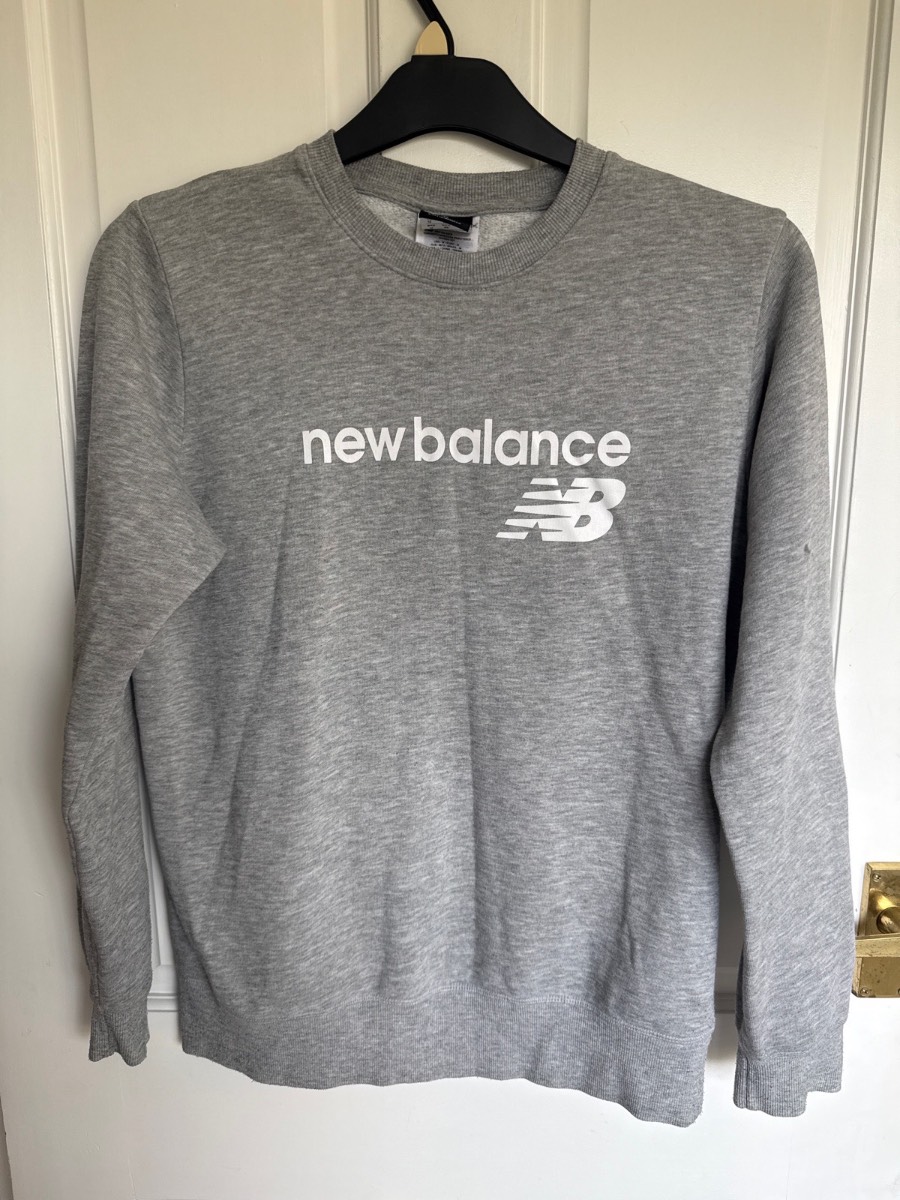 New Balance Ladies Sweatshirt Size M