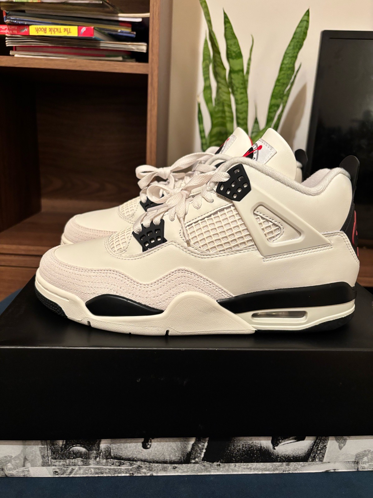 Air Jordan 4 Retro OG FC