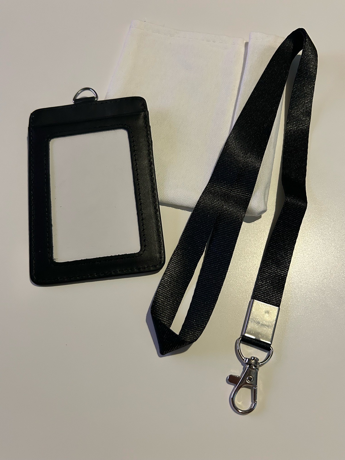 Leather ID Badge Holder with Lanyard Vertical Black