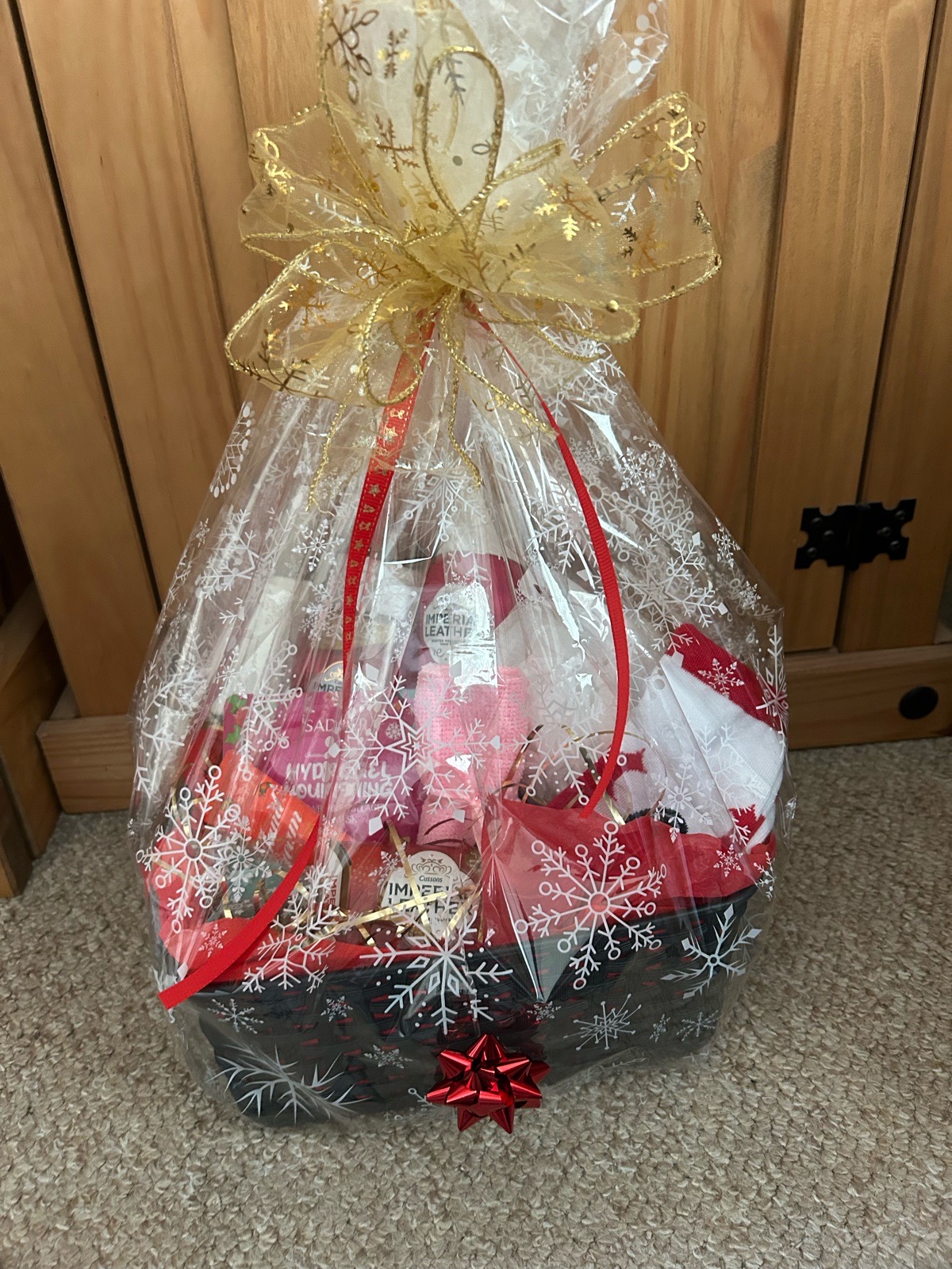 Ladies Christmas Pamper Hamper Gift Basket Imperial Leather Festive Gift Set Her