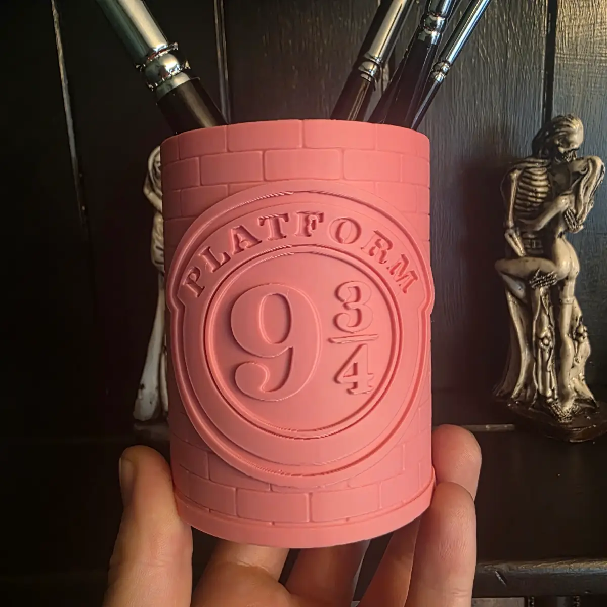 Platform 9 3/4 makeup brush pot pastel goth