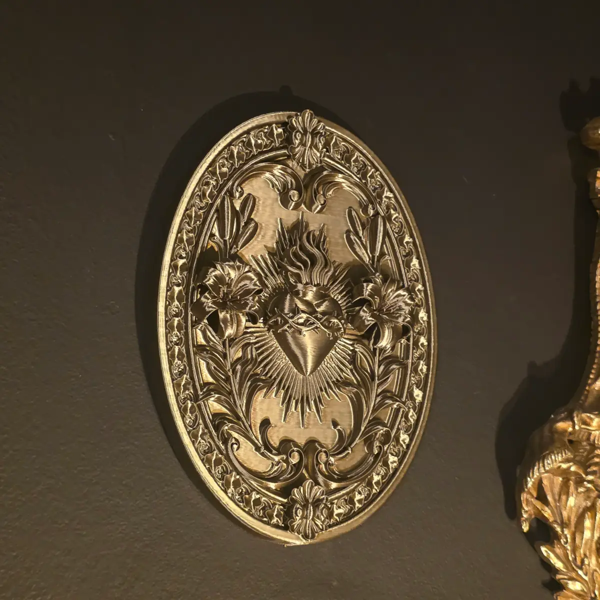 Antique gold coloured sacred heart wall hanging