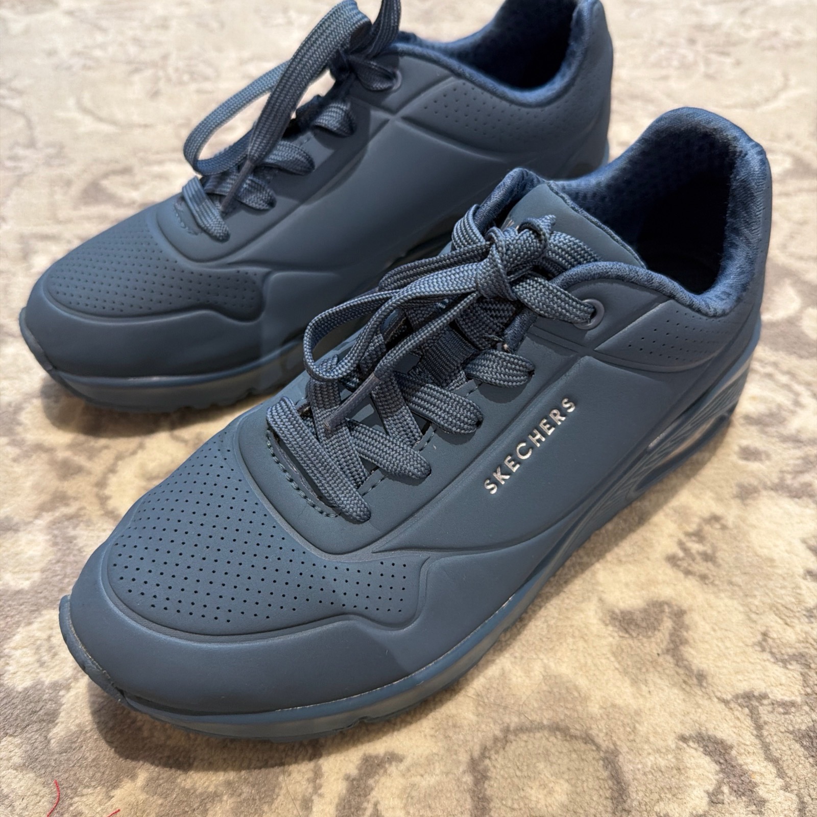 Skechers Uno women’s trainers