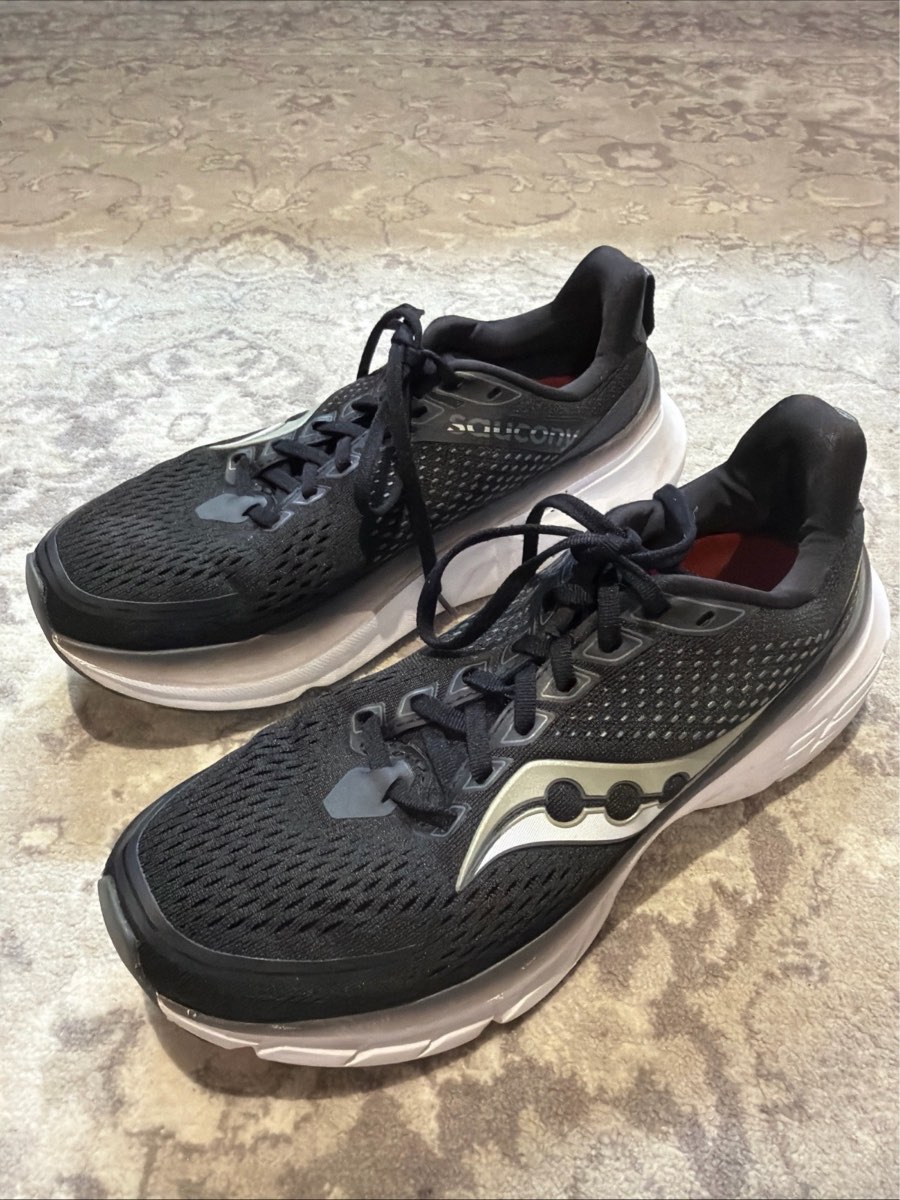 Saucony Guide 17 men’s running shoes