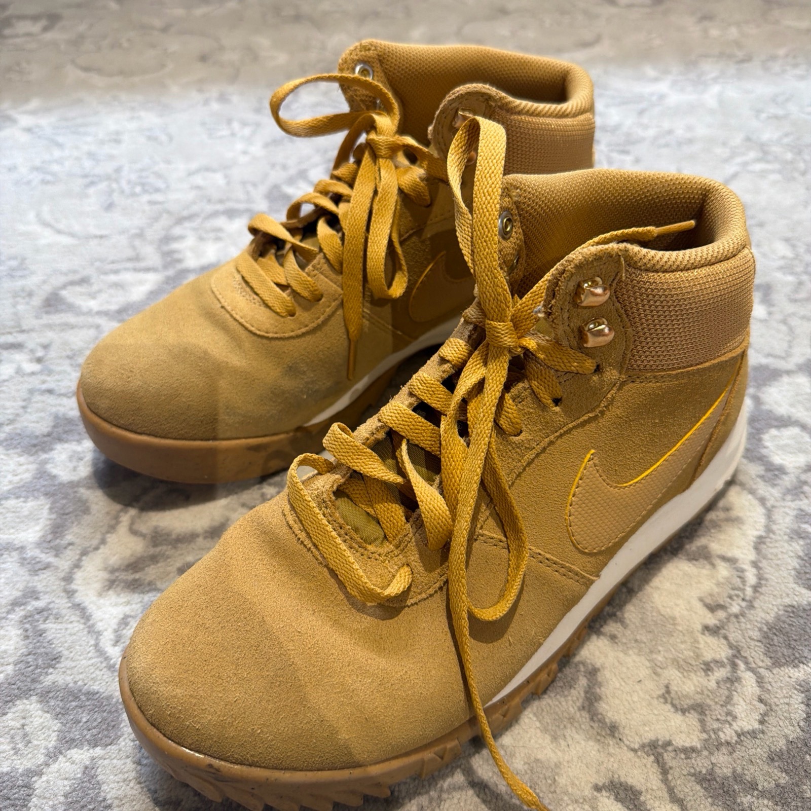 Nike Hoodland men’s trainers