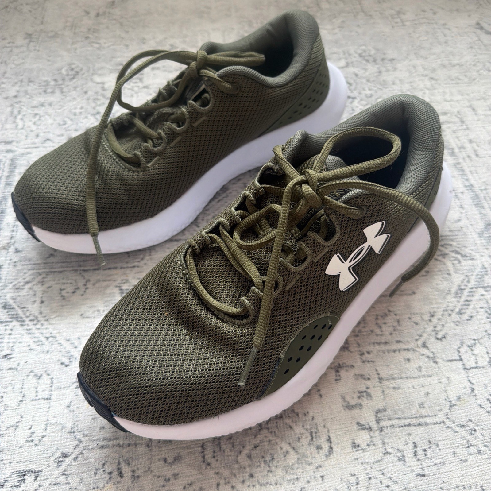Under Armour men’s trainers