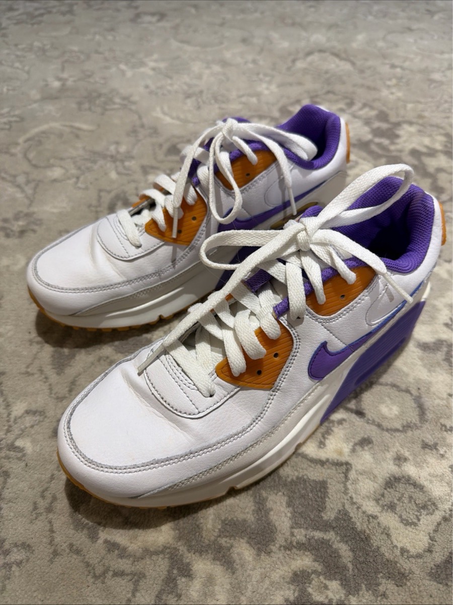Nike Air Max 90 junior trainers