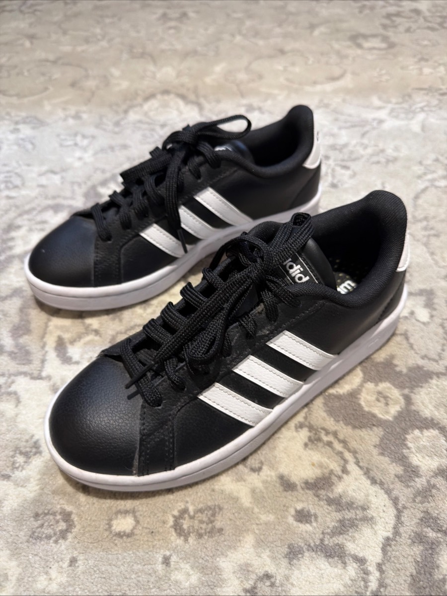 Adidas Grand Court junior trainers