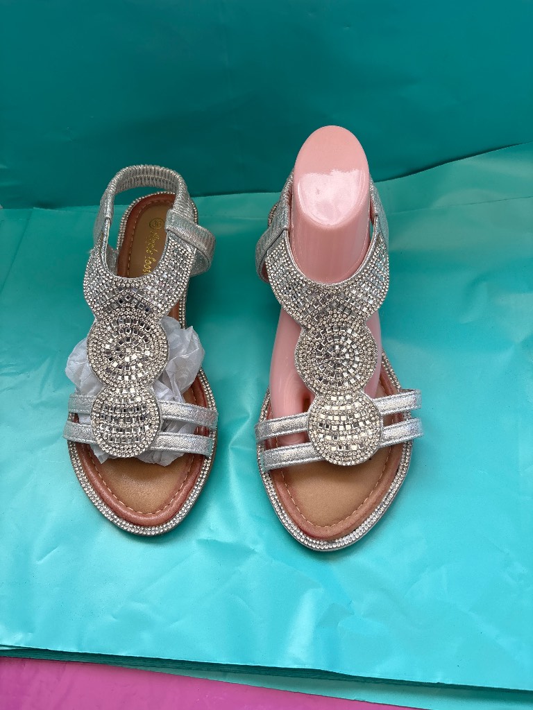 Wedge small sandles