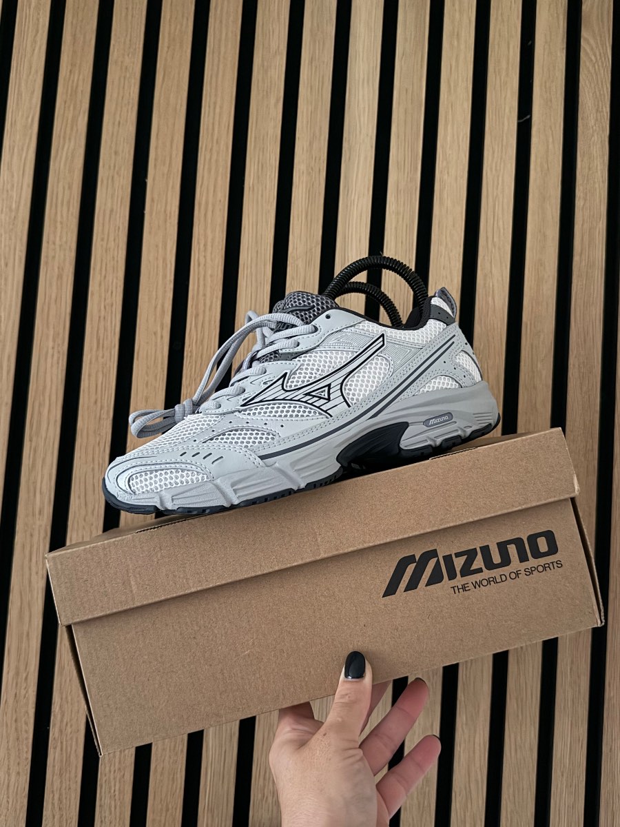 Mizuno MXR - 100% AUTHENTIC