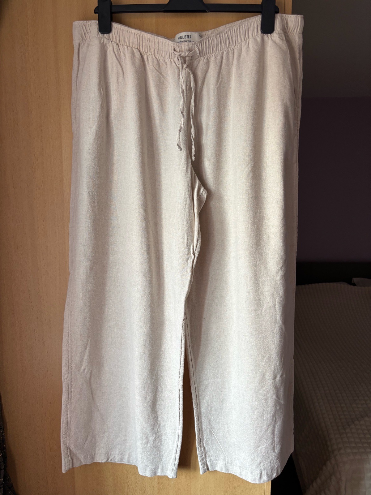 Hollister Linen Blend Wide Leg Trousers with Pockets - Beige XL