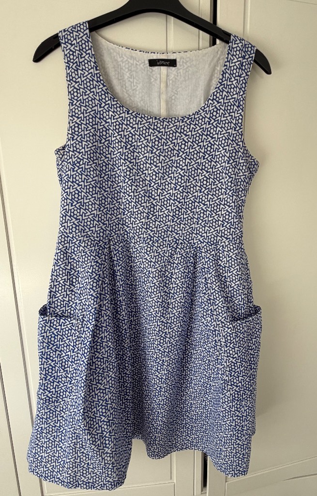 Ladies Cotton Summer Dress blue and white print Size 10 by Intown Boutique