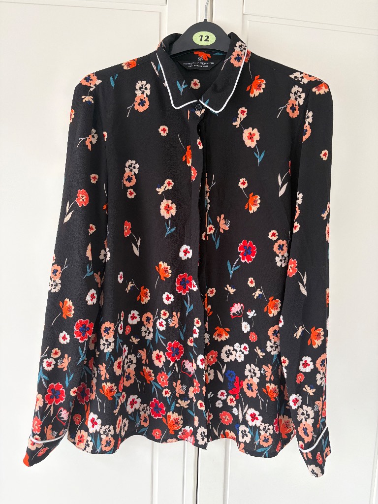 Dorothy Perkins Ladies Black Floral Shirt Top / blouse, Size  12, Long sleeved