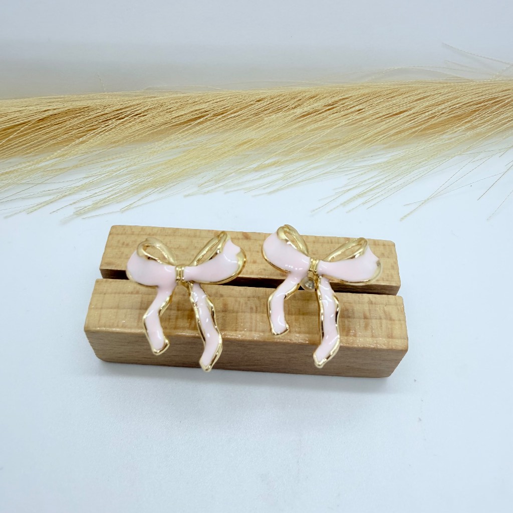 Cute Pink Enamel Bow Earrings Gold Tone Ribbon Design