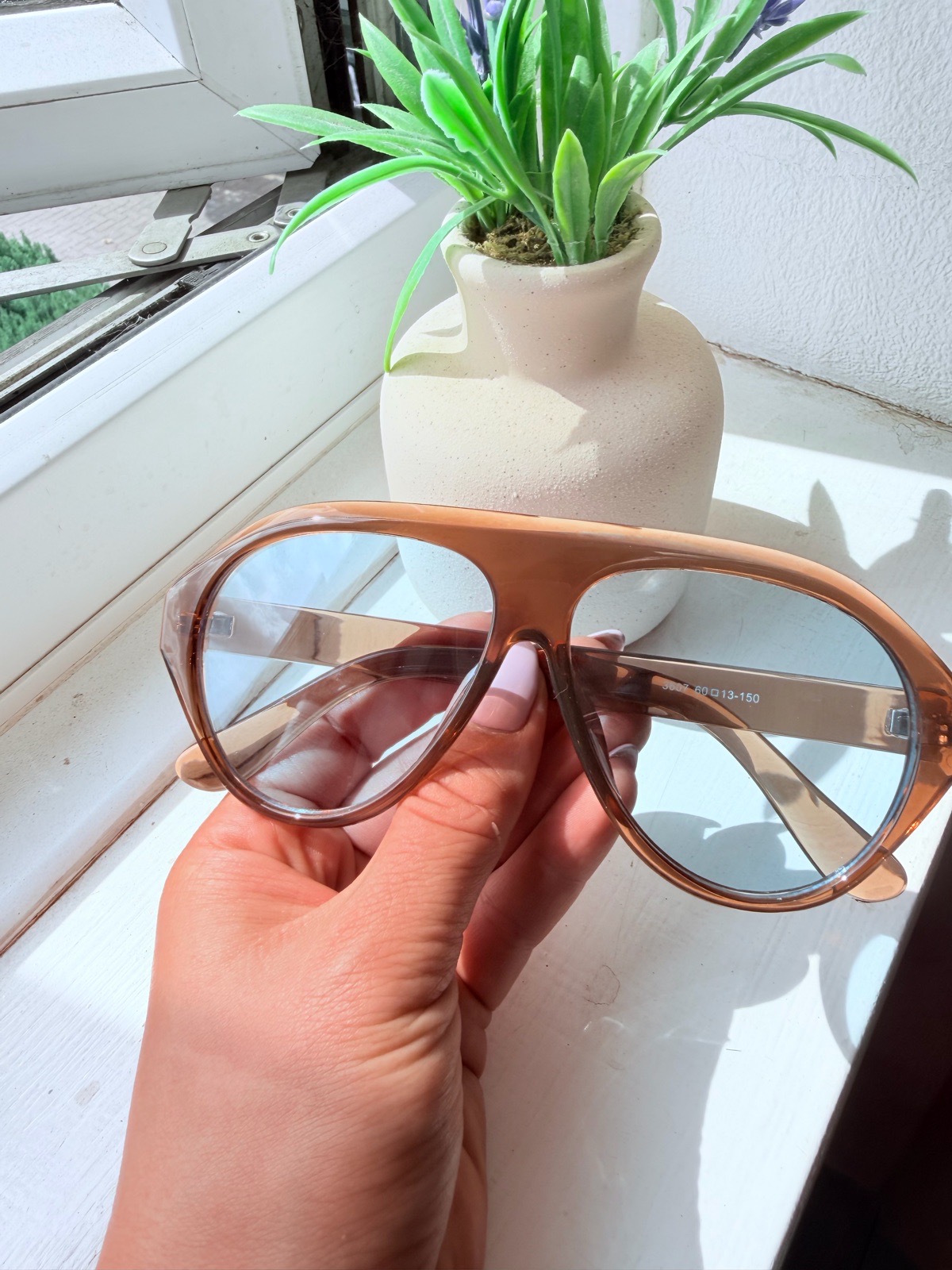 Oversized Brown Cat Eye Sunglasses Women Clear Brown Tortoiseshell Style Fashion Frames