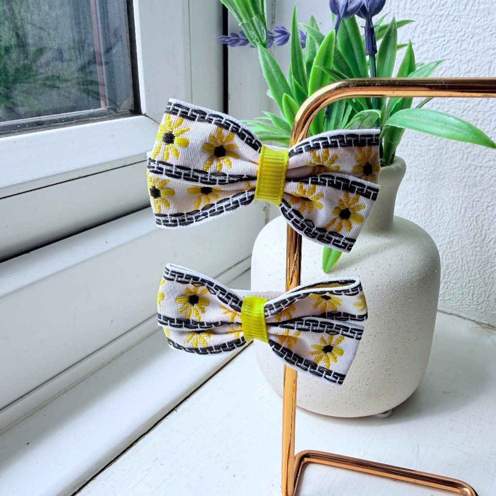 Daisy Floral Hair Bow Clips Set