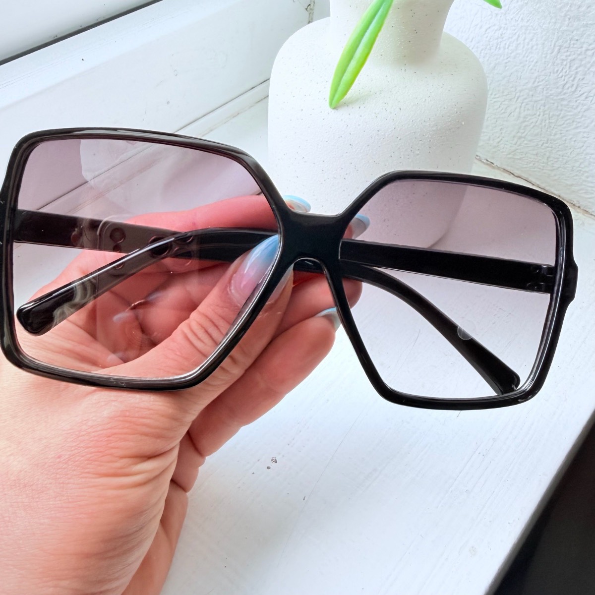 Oversized Black Square Sunglasses 🖤
