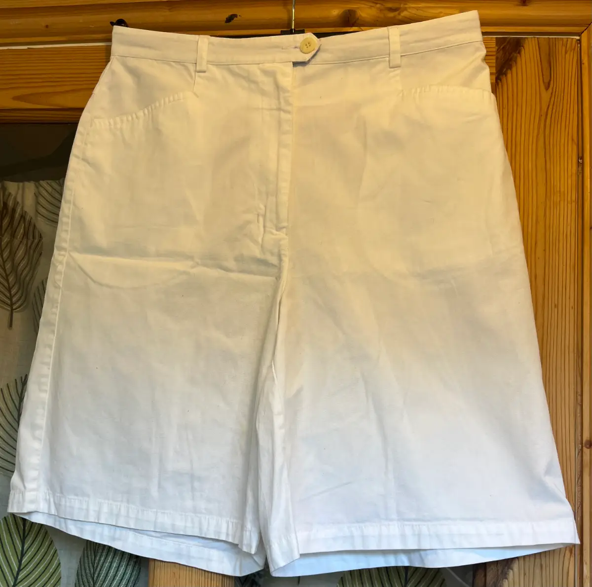 Vintage C&A Canda Womens White Cotton Shorts Y2K High Waist Long EU42 UK14 VGC