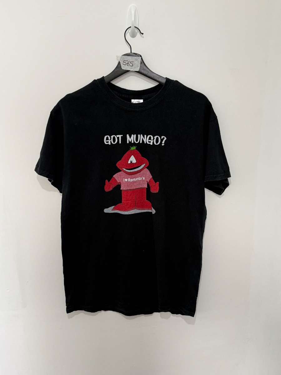 Ramunto's Pizza T Shirt Medium VT Got Mungo Tomato Mascot Graphic Vintage Gildan