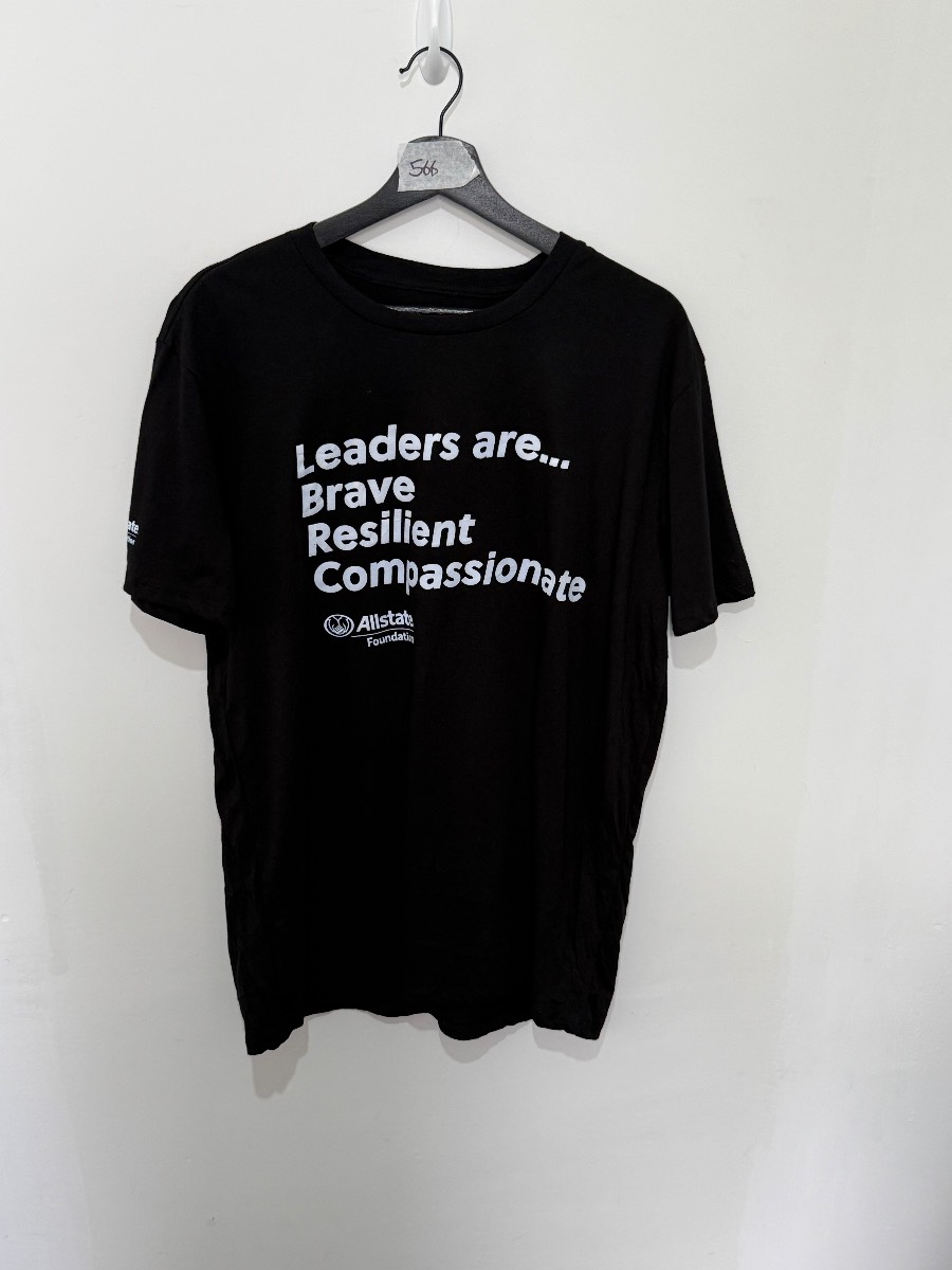 2019 US WE Day Tour Graphic T Shirt L Black Leaders Brave Allstate Made in USA