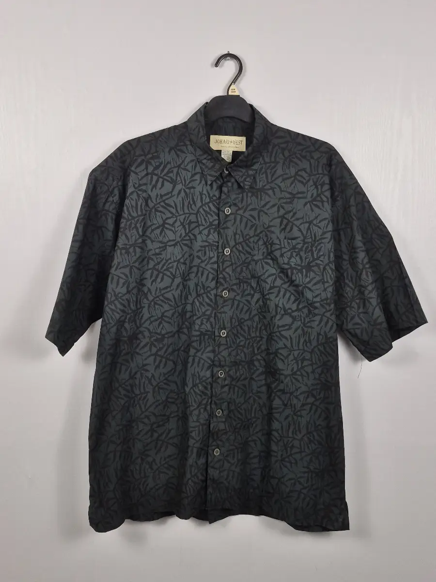 Johari West Men’s Batik Hawaiian Shirt Size XLT Dark Green Black Tropical Leaf