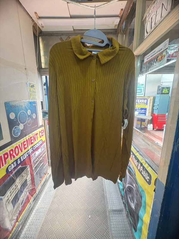 Daily Ritual Women's Wide Rib Long Sleeve Button-up Collared Cardigan-Mustard - Size SL