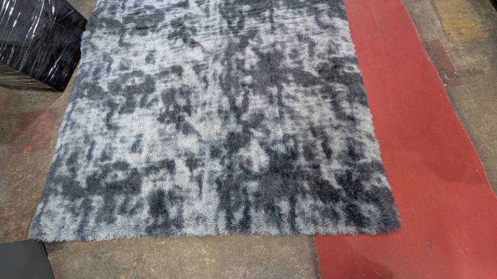 Large Shaggy Two Tone Grey/Blue Rug -68*92 inch