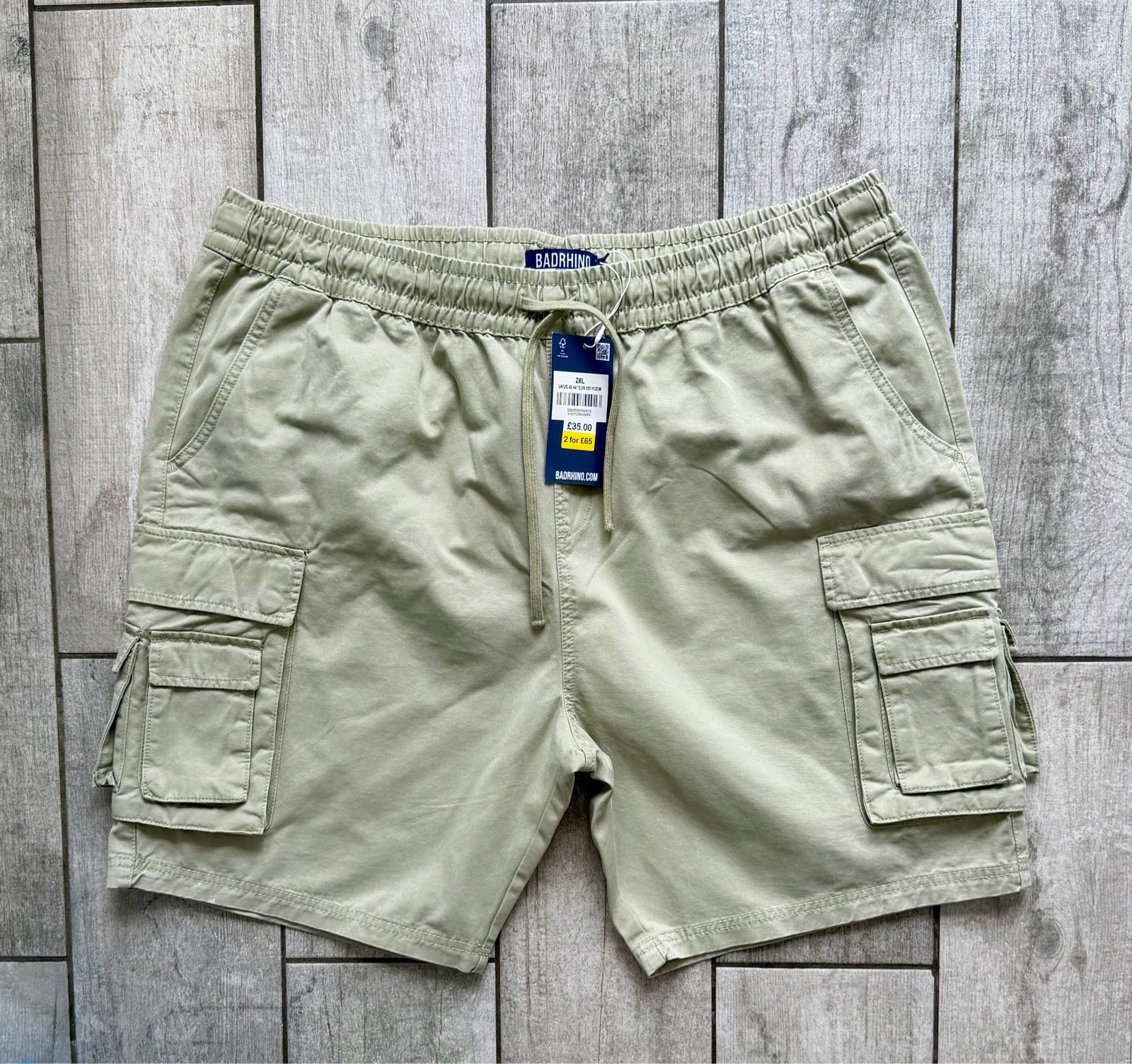 Men’s bad Rhino cargo shorts size 2xl