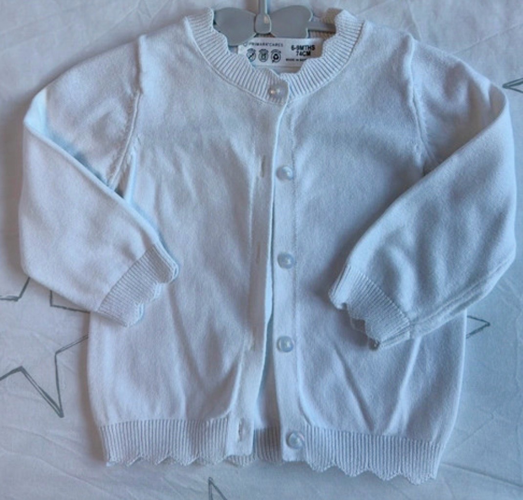 Little girls white cardigan 6-9 months excellent condition