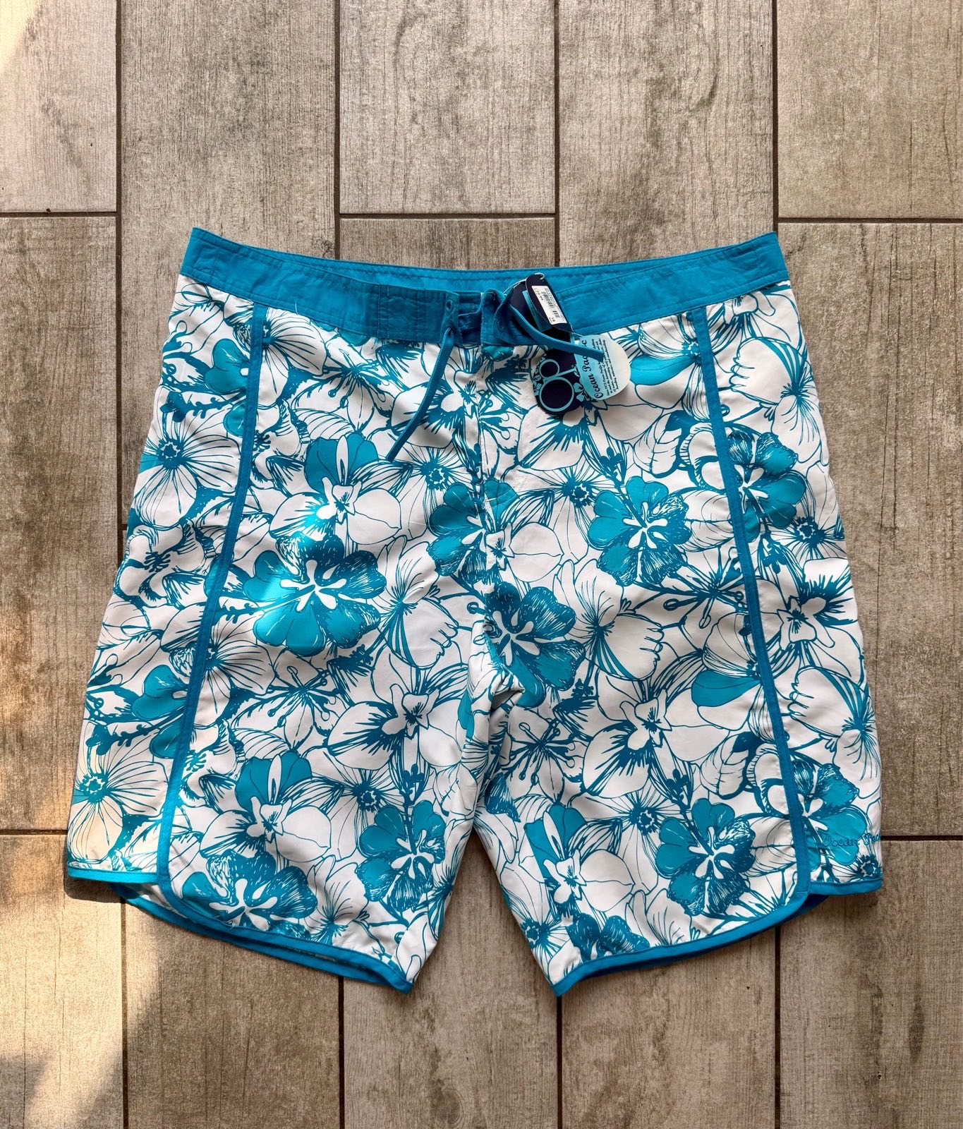 Ladies ocean pacific blue/white shorts size 18 NWT