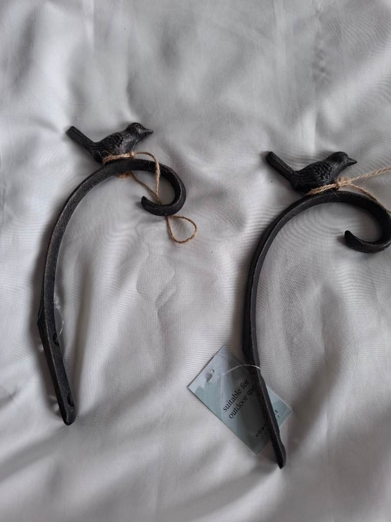 Hanging basket brackets