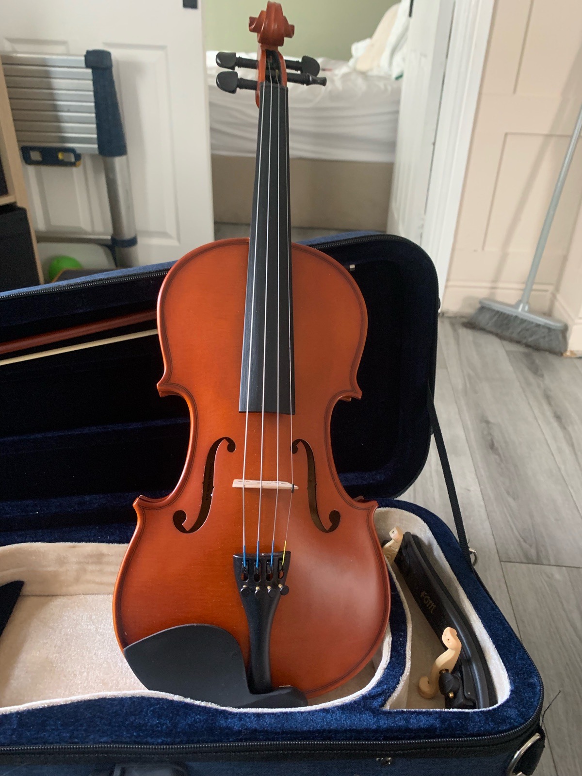 Stohr violin