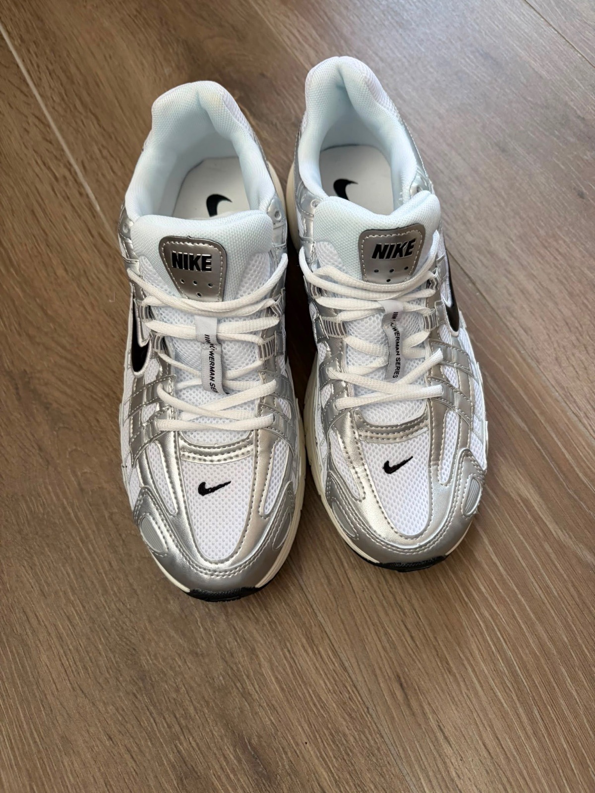 Men’s Nike P-6000 trainers size uk 8.5