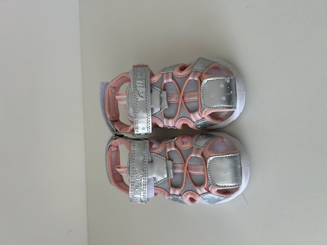 Girls Lelli Kelly sandals (UK 10)
