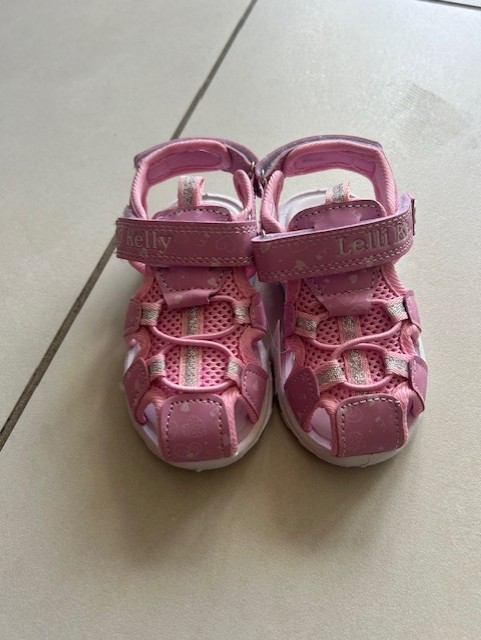 Girls Lelli Kelly Pink sandals (Kids UK 7.5)