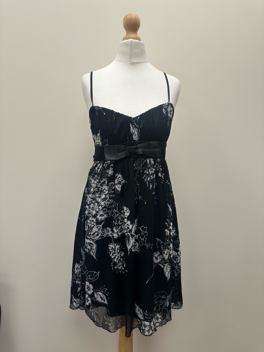 Ruby Rox Black and White Floral Tie Waist Belted Summer Dress Size 8