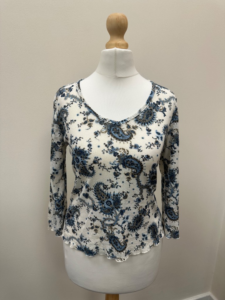 Paisley Y2K 3/4 sleeve top size small