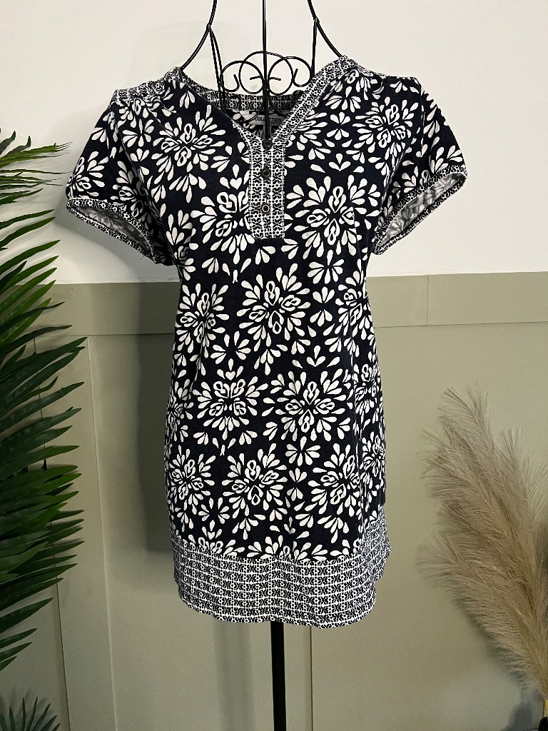 Black/white tunic top tie back short sleeve contrasting edge pattern size 16
