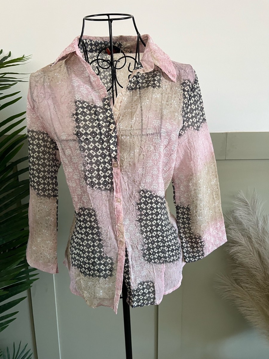 Colours of the world whimsical feminine pink/grey blouse