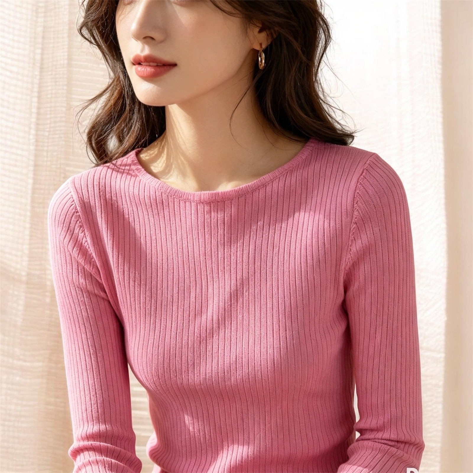 Woman long sleeved tops
