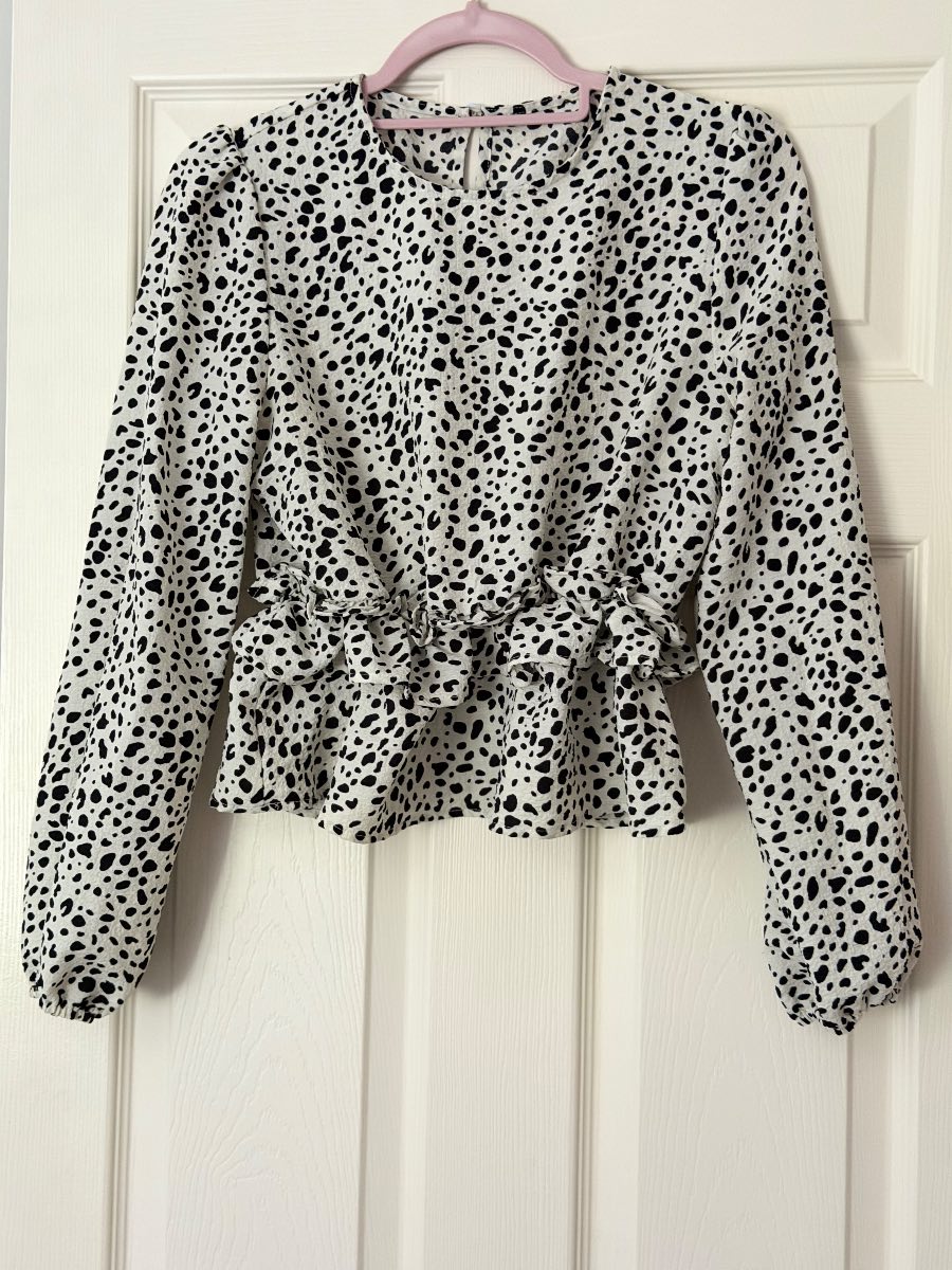 Shein Printed Peplum Top – Size M