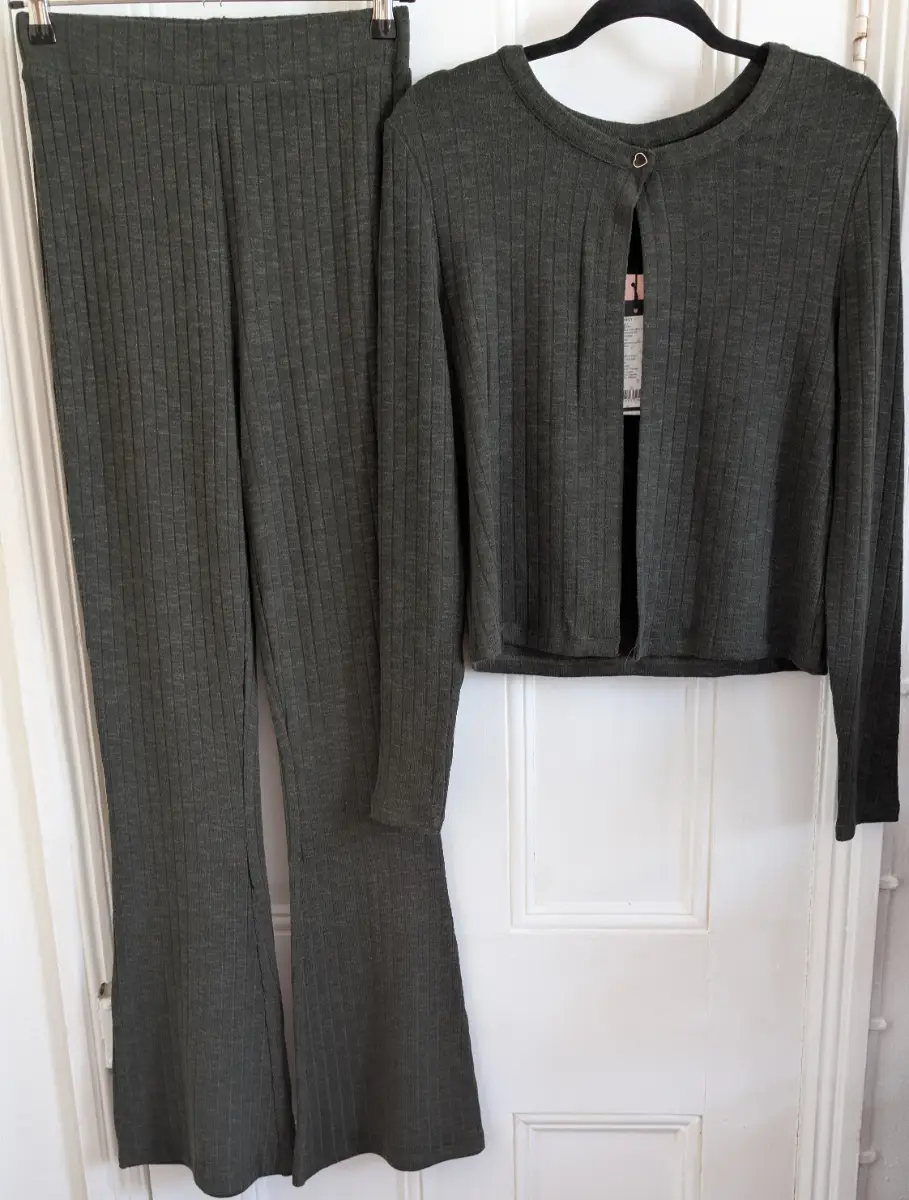 Only knitted suit size M