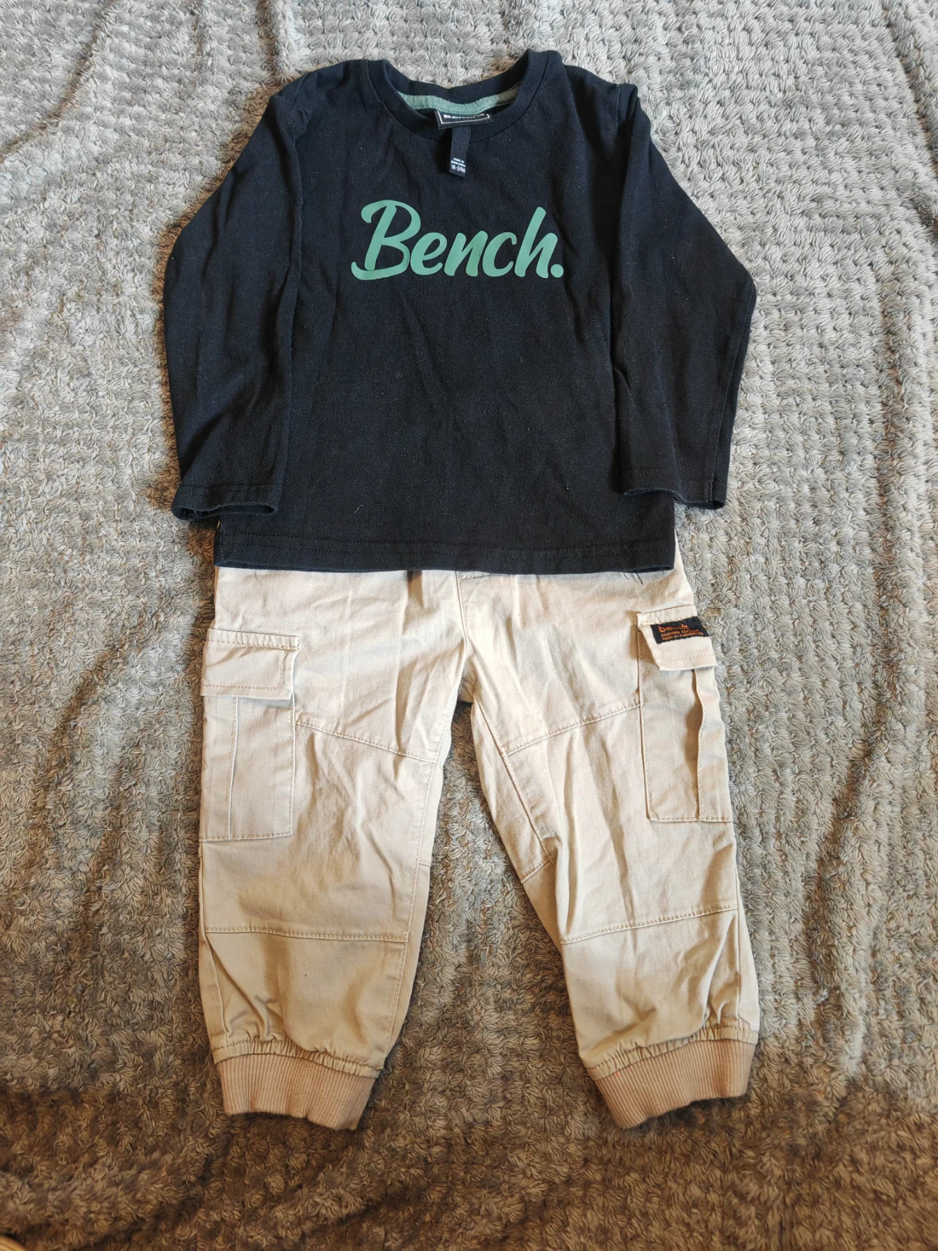 Boys bench 2-piece set 18-24 months
